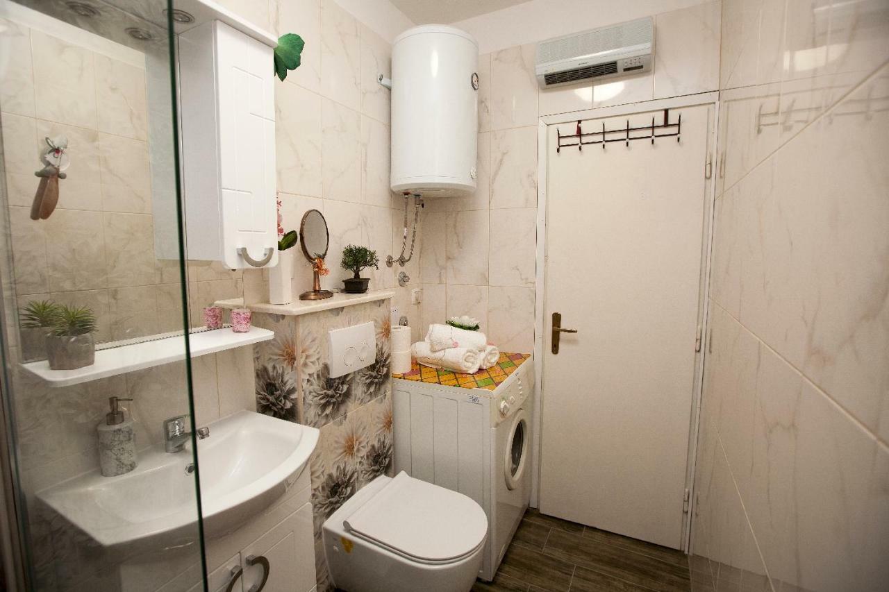 Apartment Maroma Split Buitenkant foto